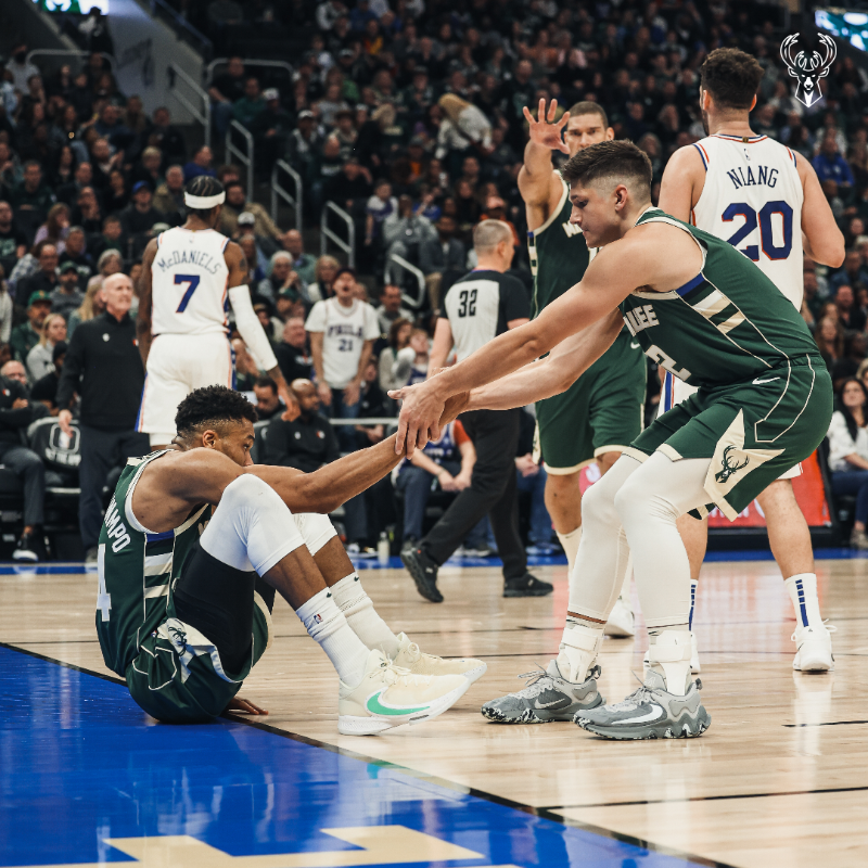 Bucks's tweet photo. Grayson's 22-23 Season In Photos 📸

https://t.co/f0wScmgq1Z | #BucksPlayerWeek