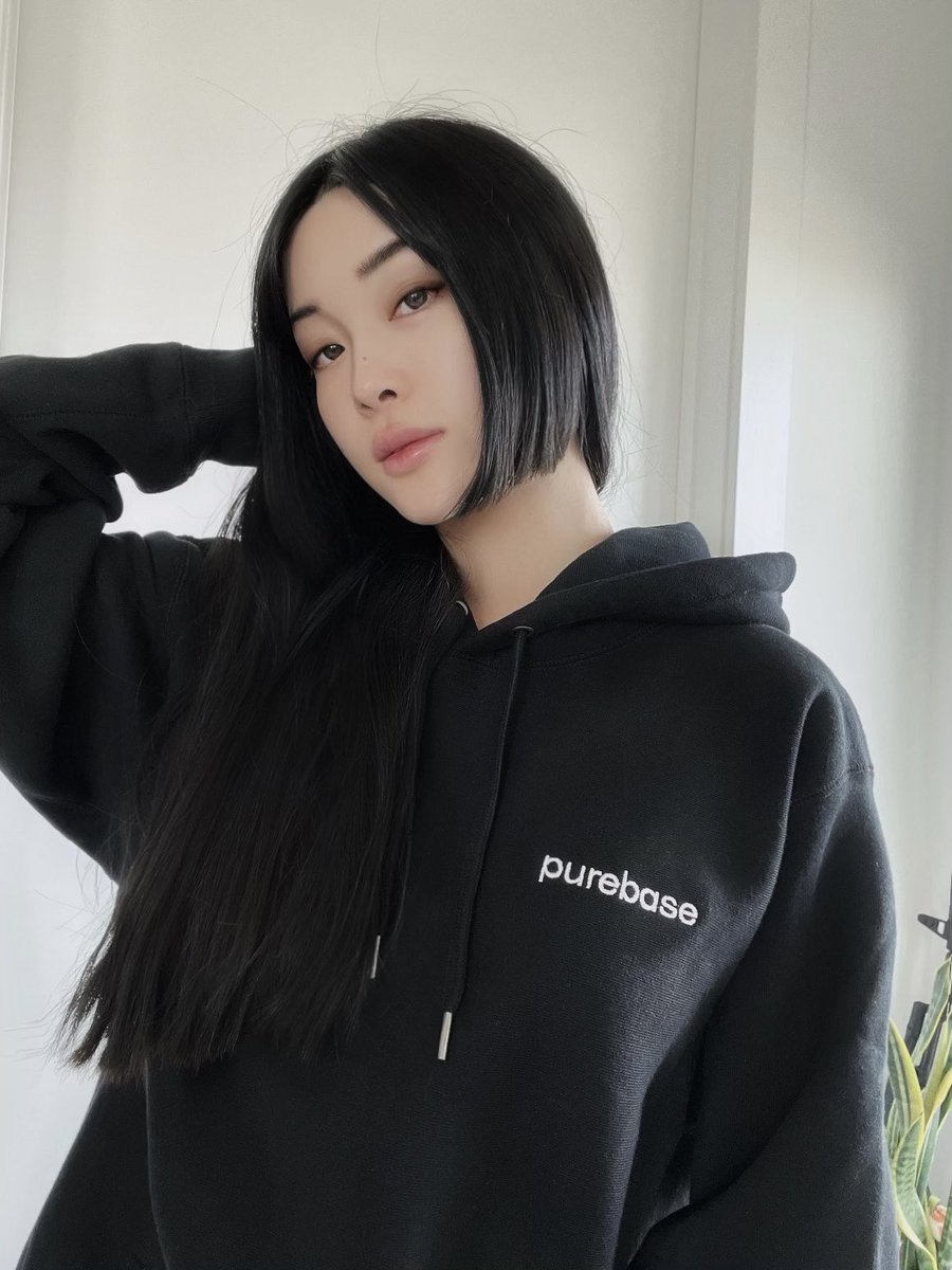 Lucky Zeros (@luckyzeros) on Twitter photo pre orders 8.12 in <a href="/purebasestudio/">Purebase Studio</a> marketplace for super thicc stock logo hoodie
Will be running giveaways and raffles too (^^γ pre orders 8.12 in <a href="/purebasestudio/">Purebase Studio</a> marketplace for super thicc stock logo hoodie
Will be running giveaways and raffles too (^^γ