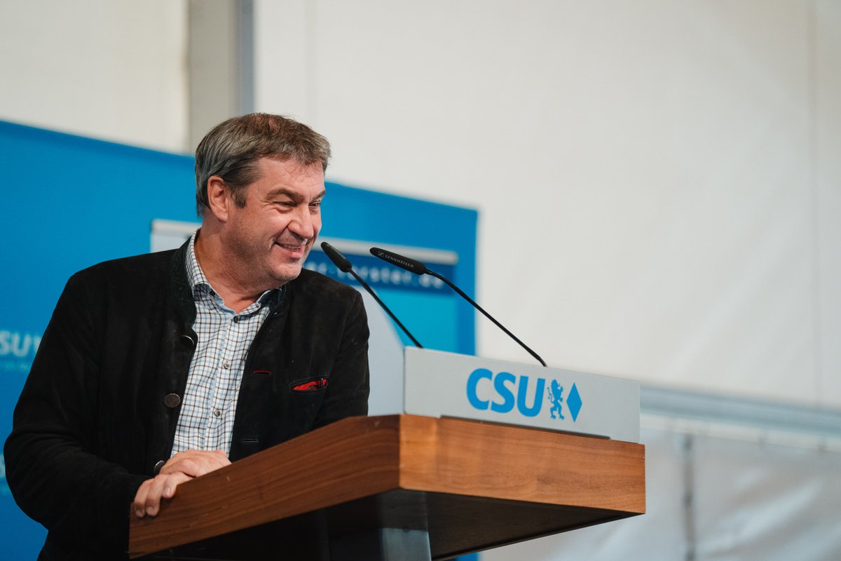 Unterwegs in #Mittelfranken: Volles Haus mit rund 1.500 Besuchern auf der Limbacher Kirchweih in #Schwabach. Franken ist einzigartig und vielfältig. Wir sind stolz auf unsere regionale Identität und pflegen unsere Traditionen. Viele Bürgerinnen und Bürger machen sich im Moment