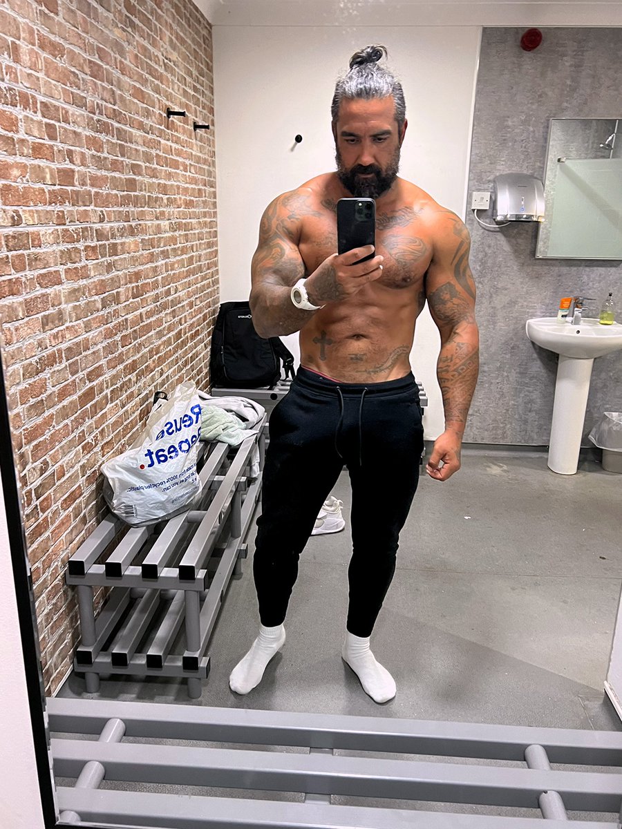 BrettHoare1's tweet photo. Great end to Tuesday, what have you been up to today? 💯😉 

Like 👍 what you see… visit my onlyfans 
Want me to train you drop a Dm 💯 @OnlyFans https://t.co/hRSd6HFAZc 

#onlyfans #adultcontent #FitnessModel #onlyfan #Only18 #fitness #fitfam #fitat40 #Contentcreater https://t.co/dP1PjNXjNz
