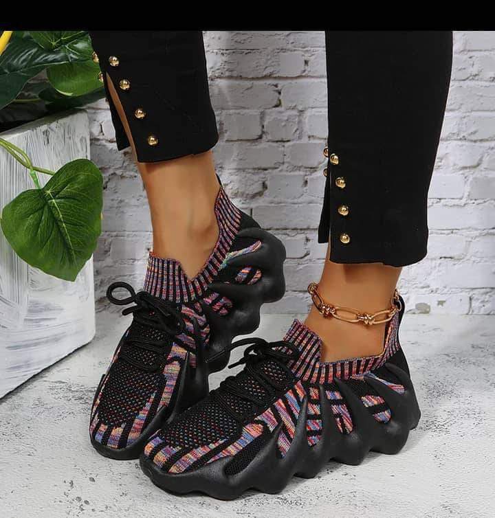 Fine fine gym shoes for just#8,500 only available in major sizes 🥰🛍🤗💯#Ilebaye #BBNaija #bbnaijaAllstars #gymlover #gymgirl #gymshoes