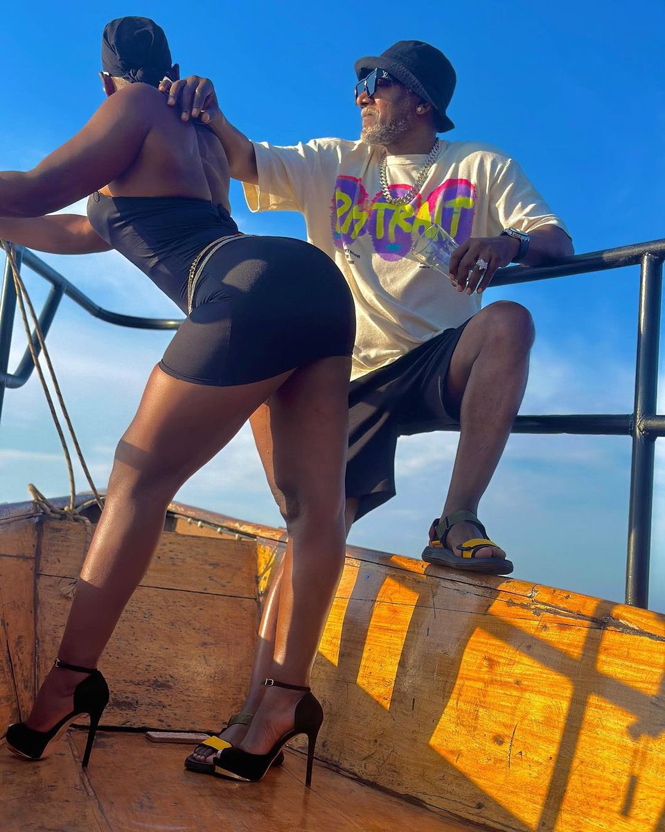 Ngaho reka turebe uzi gukoresha VAR