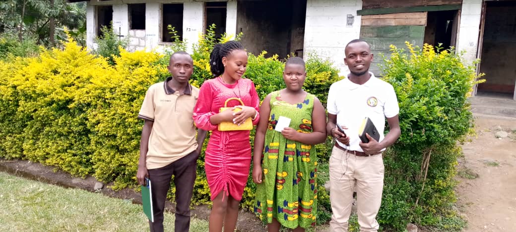 MbungaFor39318's tweet photo. In an effort to rescue vulnerable girls in candidates classes from missing MOCK examinations among others, we have today payed mock and lunch fees for Evas, a primary seven candidate from a poor family in our rural community. she is now assured of sitting for the examinations! https://t.co/KMV1dS3q4k