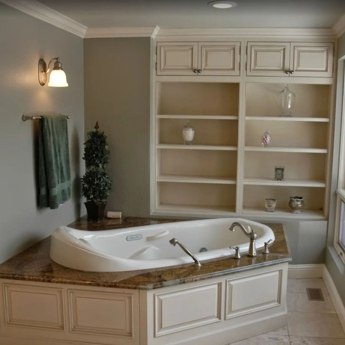 Don't miss out on all the stunning home #remodels and new #custom projects we're working on! Follow us @kitchenmastersinc on Instagram and Facebook for inspiration and updates.