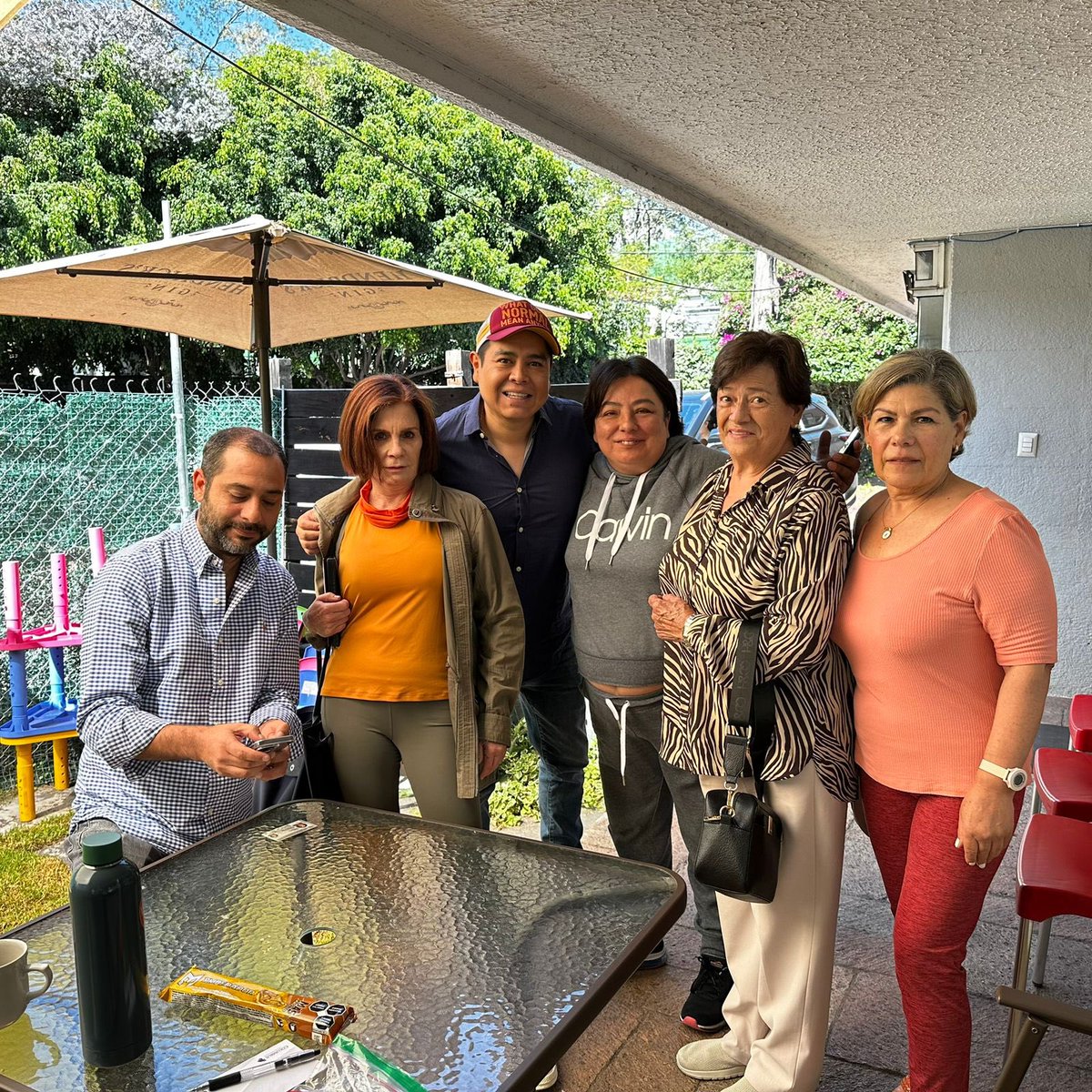 UnidosFuturo's tweet photo. El trabajo en conjunto de los grupos de la sociedad es lo que nos llevará a un verdadero movimiento ciudadano.

Sin egos y trabajando seguiremos juntos por México @unemexico_ https://t.co/AYPKSw6OT2