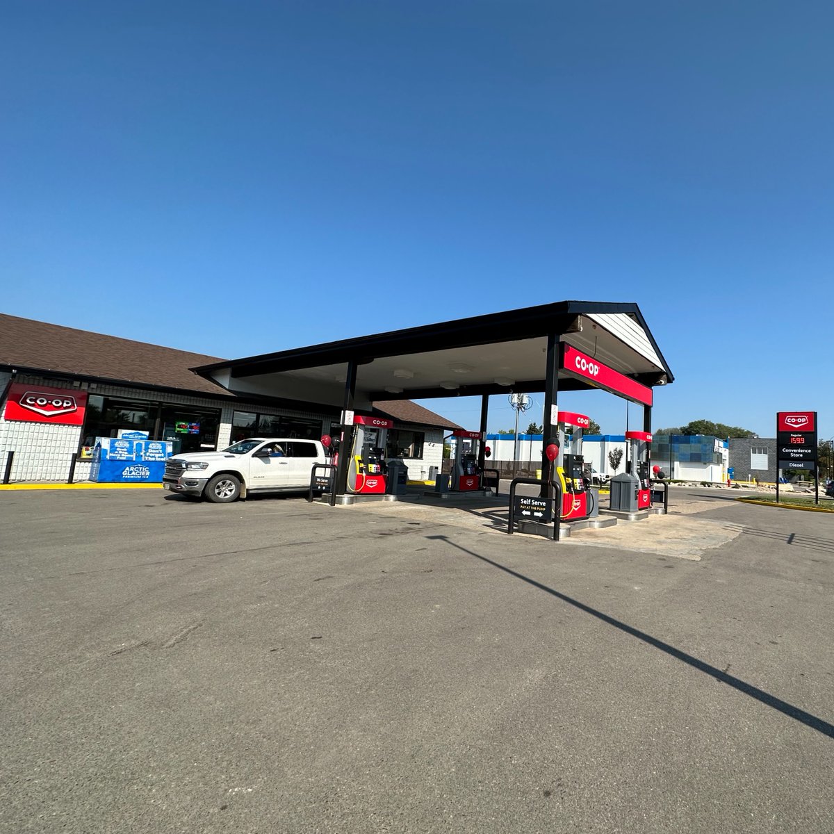 You may have noticed new Co-op gas bars in your area. The Husky conversions are still ongoing. We are excited to join your community. Plus, you'll now have access to the cleanest gas bar bathrooms in Canada in more locations. 🧼 🚽 @LakeCountryCoop