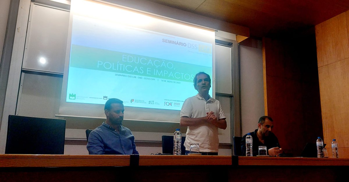 govcopp_ua's tweet photo. ⚠️⏪We are thrilled to share with you a recap of the #DSSLab Seminar - "Education, Politics & Impacts" that took place on July 14th, as part of #GOVCOPP research, with the presence of one of #DGEEC directors, ✅Joaquim Santos!
#Placebasedpolicyandgovernance #PoliticalEducation https://t.co/bli2Ui6S2E