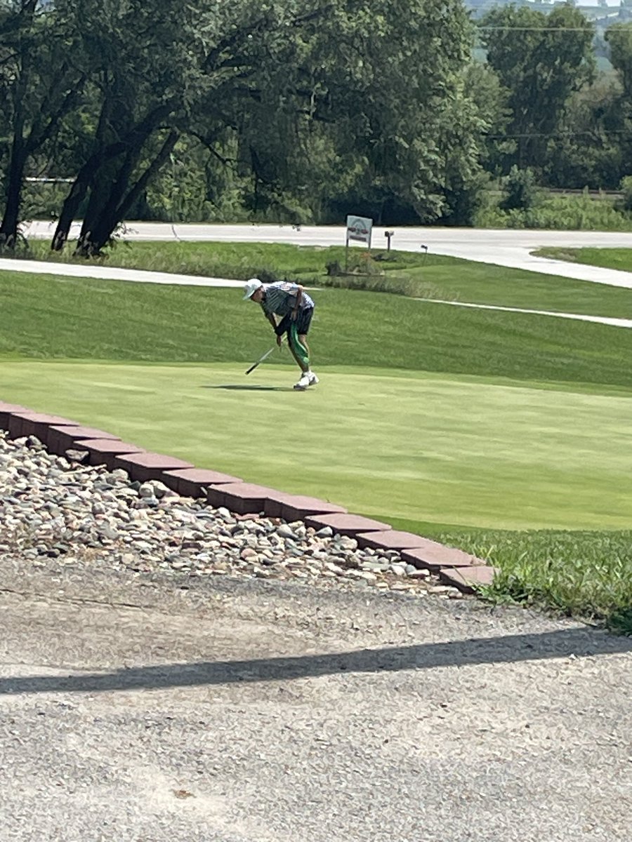 BigRedsPride's tweet photo. That’s Jackson Tennis (I know-the picture is bad). He played 36 holes today (at least) and spent two hours on the practice green (at least). I guess that’s why he’s good! #BackToState #EarnIt #MVPride https://t.co/7mEkG2UewQ