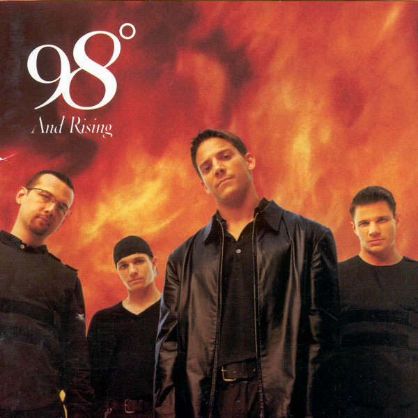 MCO's tweet photo. Happy 98 degrees, Orlando! 🥵 Stay hydrated and just remember: "You're my sunshine after the rain..." 🎶 https://t.co/D9yAlgeVot