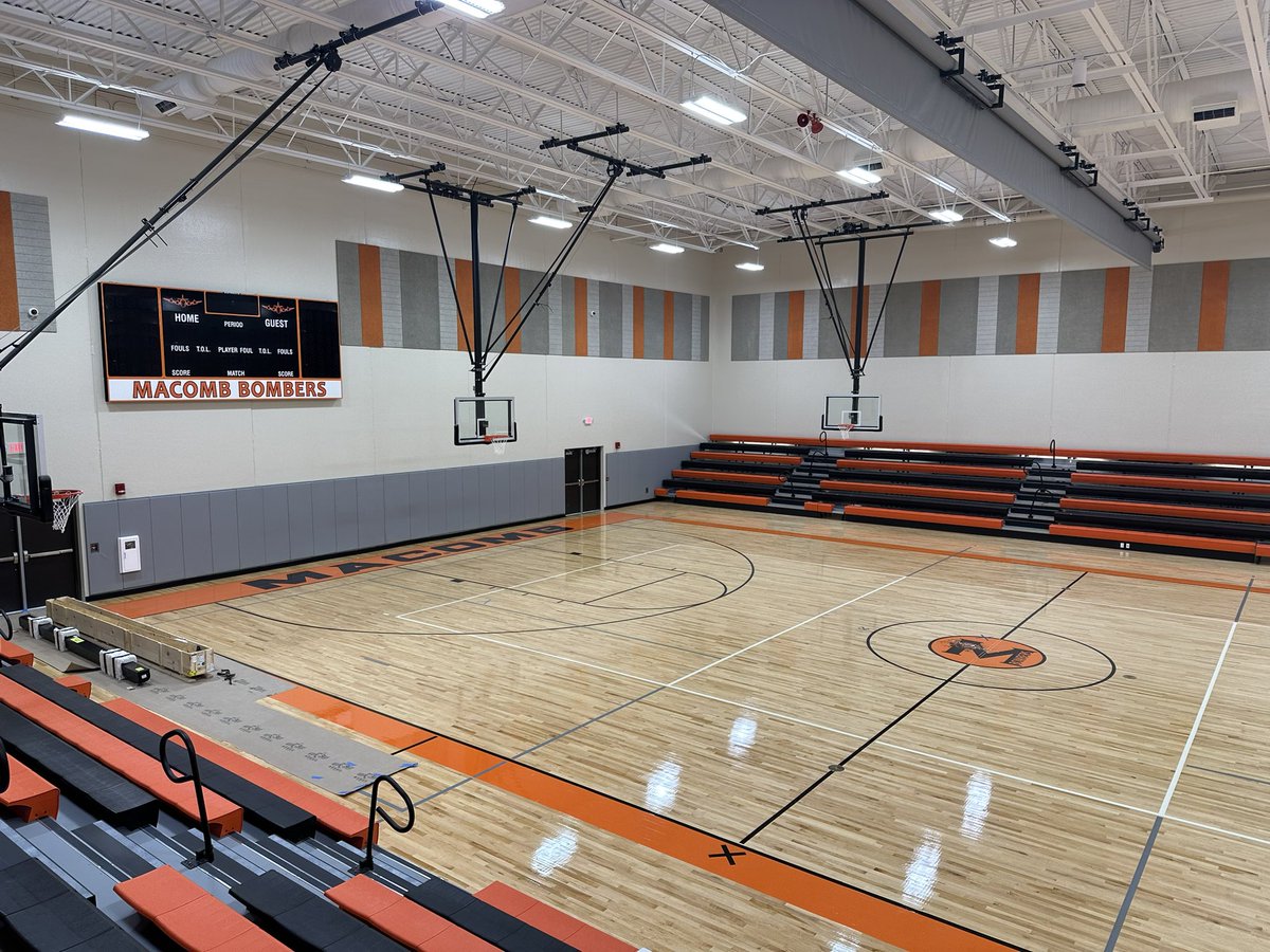 JusticeKeene1's tweet photo. FIRST LOOK: New Macomb Middle School gymnasium 

#MAC185 https://t.co/x9rxttIbbh