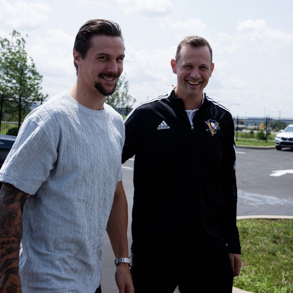 Spittin' Chiclets tweet media