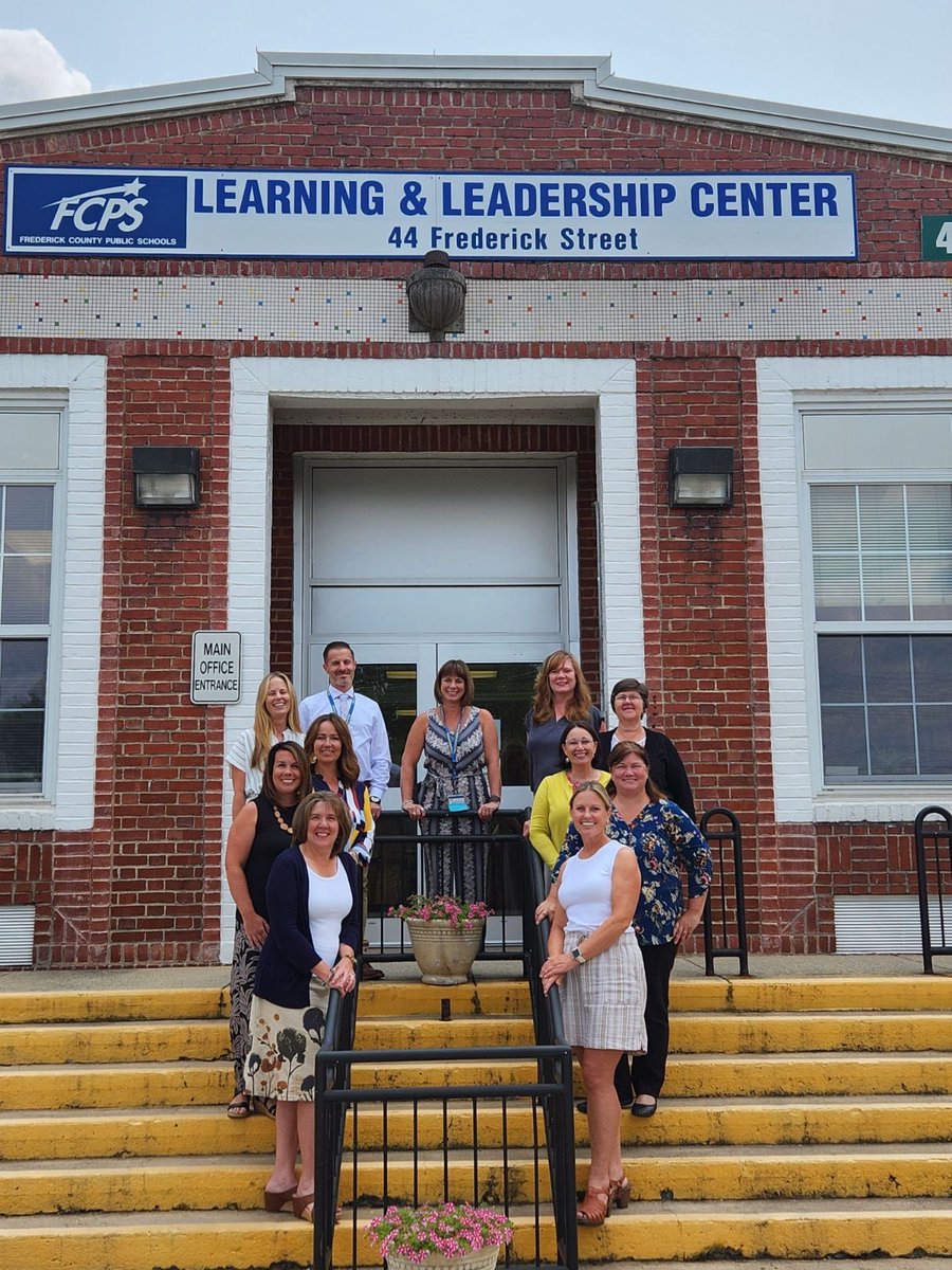 BB_FCPS's tweet image. Working with this team brings joy to my day! #RISEinduction #FCPSPL
