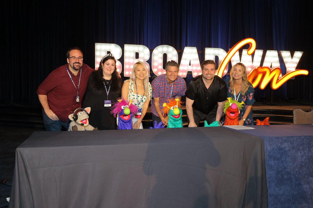 'Sesame Street: Off the Screen and Onto the Stage' panel at #BroadwayCon2023 with Jonathan Rockefeller, Nate Edmondson, Tom Kitt, @HelenHjPark, and Michelle Kreher @sesamemusical #SesameStreet #BroadwayCon