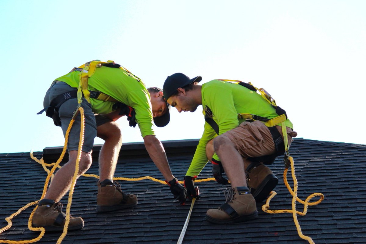Is your roof in need of some TLC? 🏠
DryTech Roofing Company is here to provide you with top-notch roofing services. Our team of skilled and experienced roofers will ensure that your roof is in tip-top condition.

drytechroofingcompany.com

#DryTechRoofing #HomeImprovement