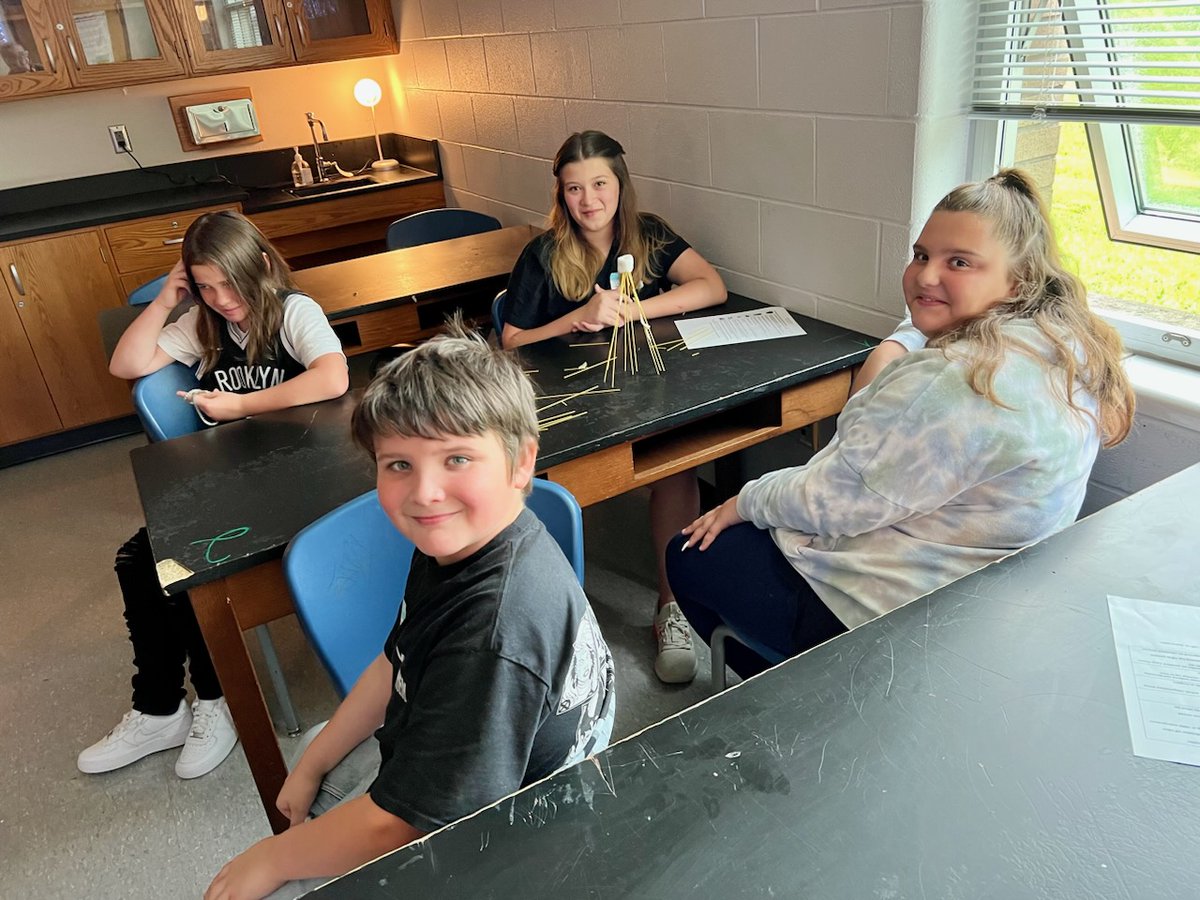 RamseyMS_JCPS's tweet photo. Can't wait to see these smiling faces on the 1st day of school tomorrow! 6th graders will have a head start through Ramsey's Jumpstart last week. #ServeToBeGreat #middleleads https://t.co/tpnyrRffsx