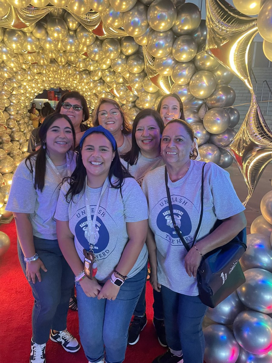 Convocation 2023 🌟 #NewBeginnings #unleashtheHERD <a href="/BartonBuff/">Barton Elementary</a>