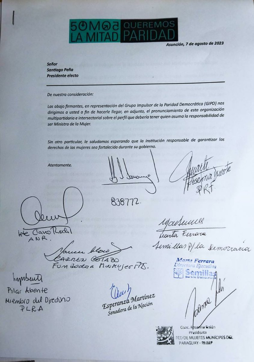 paridadpy's tweet photo. La senadora @liliansamaniego quien entregó la nota, informó que el presidente @SantiPenap  "recibió la nota con mucha apertura" https://t.co/00bmMLY7wc