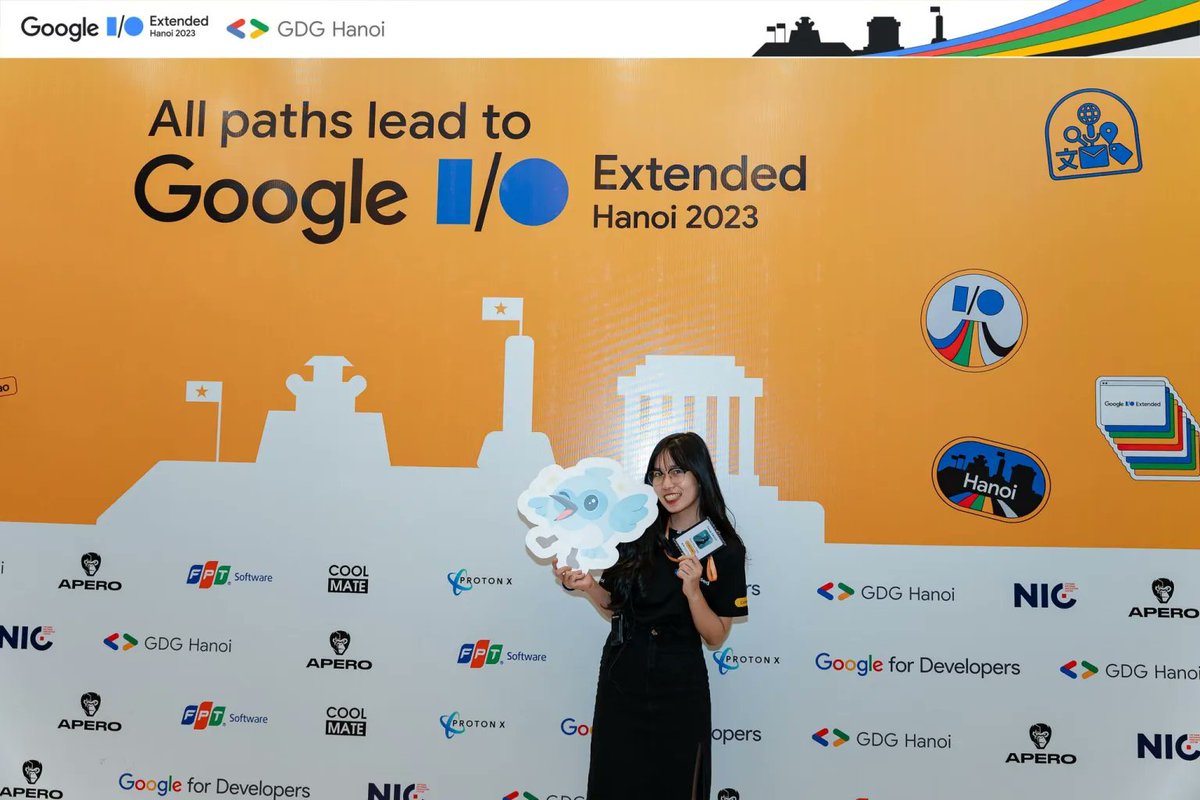 googledevgroups's tweet image. 🇻🇳 Hanoi, we see you 🫶

It&apos;s inspiring to see so many developers learning and creating together at #IOExtended. 💡

We can&apos;t wait to see what you build next!