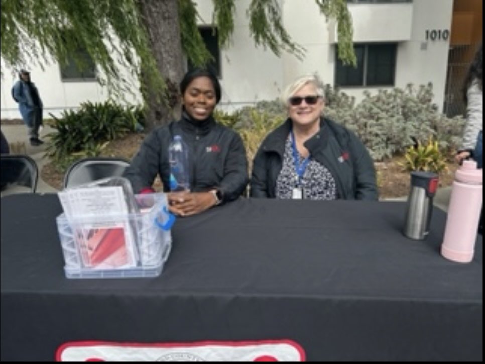 SF_DPA's tweet photo. Our DPA team has been out speaking with #SanFrancisco residents about what we do and how they can contact us. Thank you to our partners at Mo Magic for having us at #NationalNightOut in #WesternAddition and the Mo Magic #BackpackDrive in the Fillmore district. https://t.co/irYA8xx56g