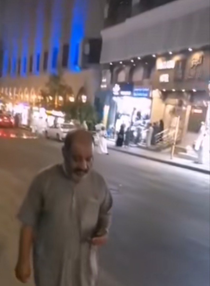 sabri1973's tweet photo. يا دولة هي والعدم واحد. 
يا شعب ماتت فيه كل معاني النخوة والمرؤة يا ذاكرة الذباب انعدمت فيكم كل معاني الوفاء. 
#كان الله في عون ابن الحاجة بانية وبرد الله قلبك.
#ليبيا_ماتت https://t.co/nZkMPp3iu3