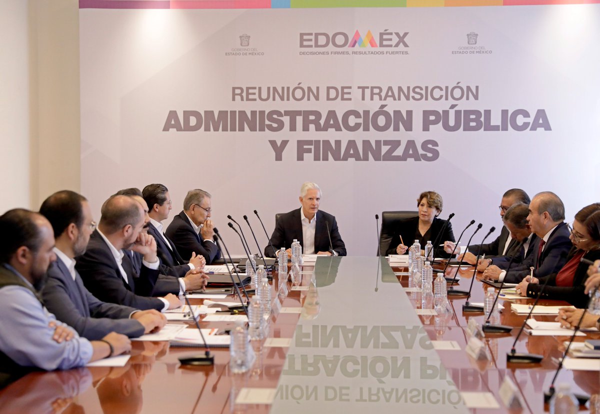 Nos reunimos con la Gobernadora Electa, <a href="/delfinagomeza/">Delfina Gómez A.</a>, para continuar con las reuniones de transición. Hoy se trataron los temas de administración pública y finanzas.