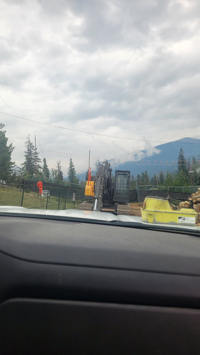 Daamon07001's tweet photo. Hey Everyone! I know I have been MIA for a few days now. I'm out in Jasper, AB doing some pipeline work. Sorry for my absence. https://t.co/bOzM4YcTih