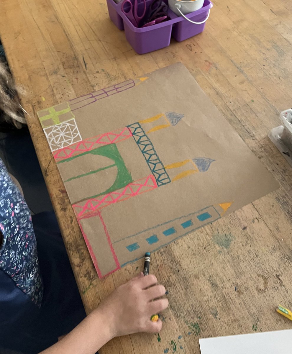 MsRannalsArt's tweet photo. 4th grade is beginning a school-wide unit on Mary Blair! Loving all these colors! 🌈🏰 #apsarts #beSPARK #SPARKle @drjtoney @sarapruett5 @APS_SPARK @erickson_sarah_ https://t.co/TfMKrWTjnX