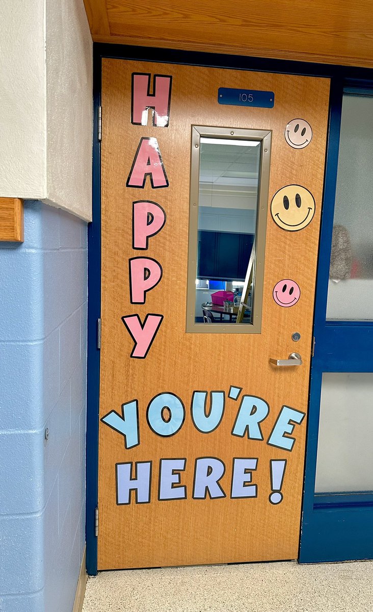 Miss_Kinn7's tweet photo. Ready to learn in room 105. 🩷
#LearningSupportTeacher https://t.co/b2H0jljS1l