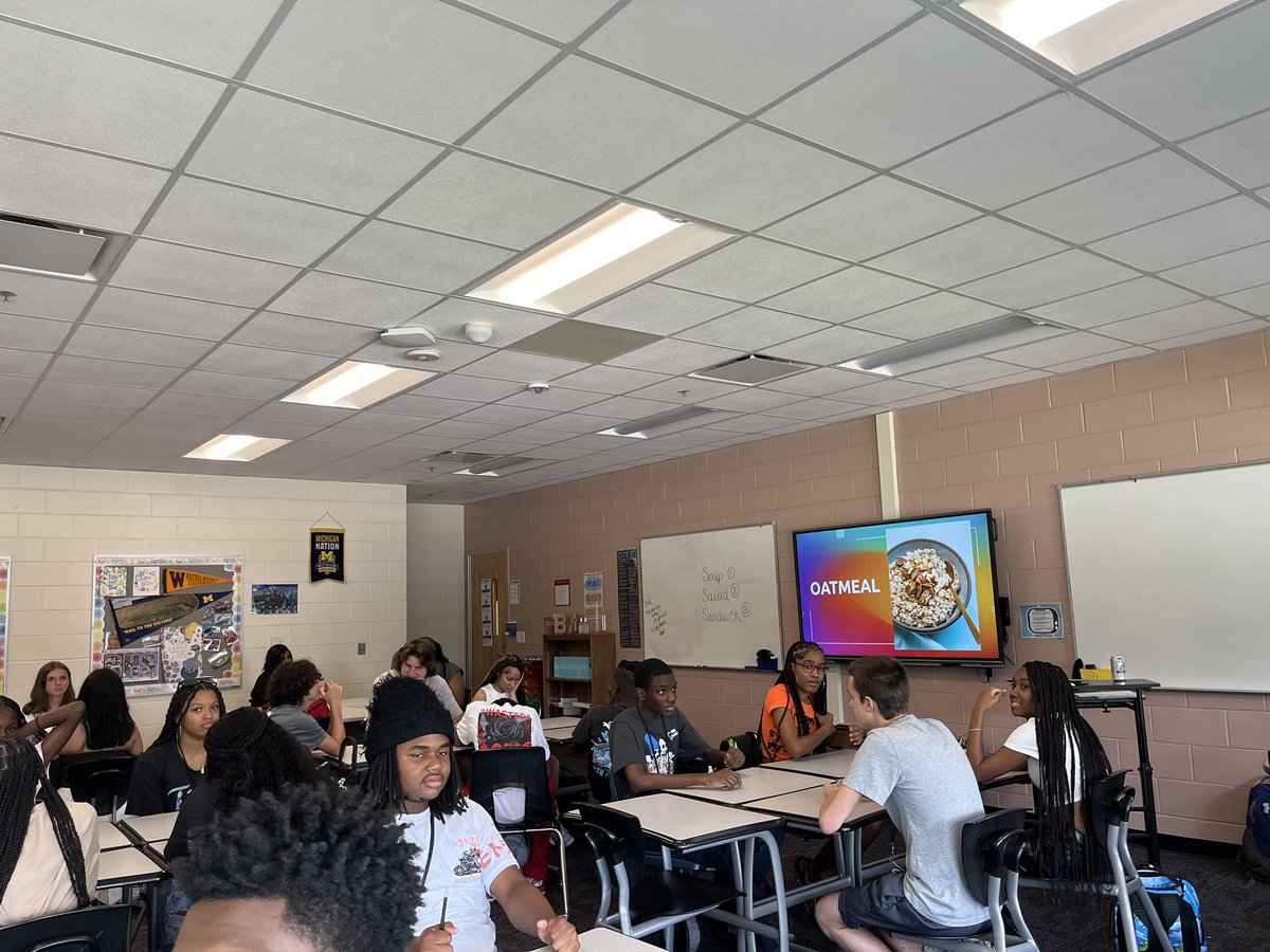 1st day of school rocked! Today we played “Soup, Salad, or Sandwich”. Students had to debate whether the food  on the screen was a soup, a salad, or a sandwich. It was a lot of fun and lots of good conversations. #wearebengalnation #ALeagueOfOurOwn