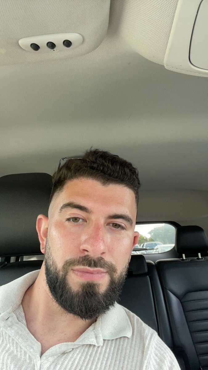 my barber deserves the best top