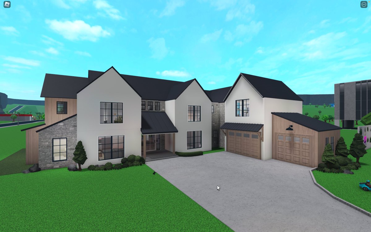 This was an unfinished Collab with

<a href="/exltz/">nicole</a> <a href="/coo_xmar/">Marco</a> <a href="/BloxburgSpooks/">BloxburgSpooks</a> and tiktok.com/@bbpizzabox

Value: 1.1M
Plot data: 37%

More photos👇