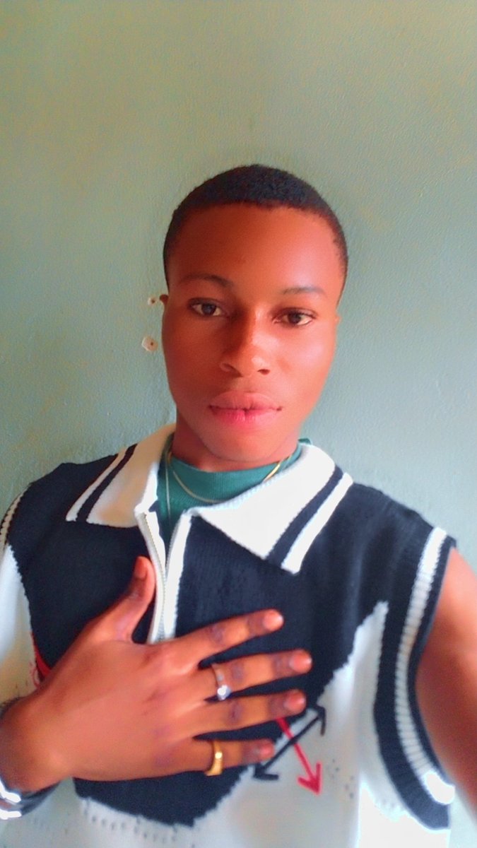 sugaskds's tweet photo. Fine boy no 🥰🥰🥰🥰💞 https://t.co/o0vWTn2pS0