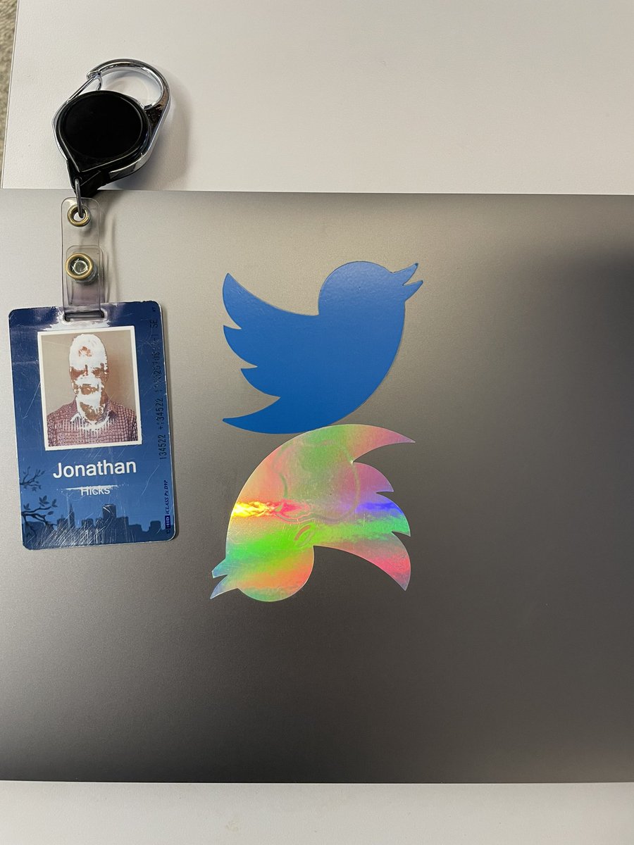 I think my badge picture really says it all lol.. been an unreal run at Twitter over the last 4 years filled with incredible highlights, moments, and people. Truly a dream job. Hurts to say goodbye but excited for what’s next. I’ll miss this place!!!