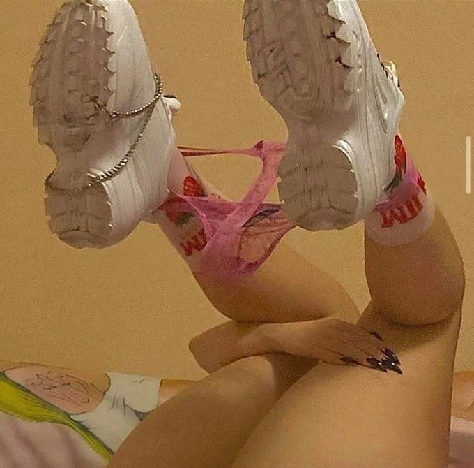 Mor que hay de comer ??? Autom&aacute;ticamente yo .....🙈🙊🙊👉👌🤤🤤 #Miami #NewYork #c&eacute;ltica #Londres #paris #pokemonpresents<a href="/tag/miami"class="tags"><span>#miami</span></a><a href="/tag/newyork"class="tags"><span>#newyork</span></a><a href="/tag/paris"class="tags"><span>#paris</span></a><a href="/tag/londres"class="tags"><span>#londres</span></a><a href="/tag/pokemonpresents"class="tags"><span>#pokemonpresents</span></a>