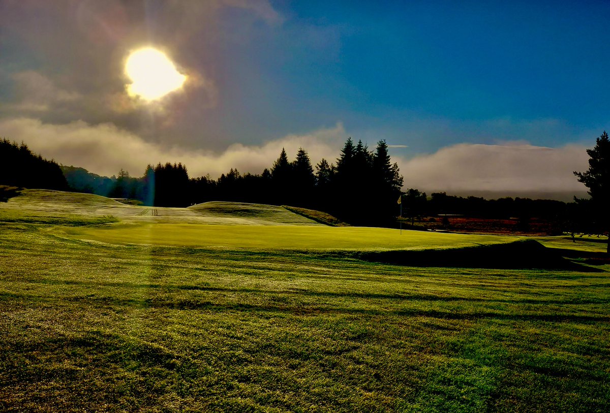 stufergusonmg's tweet photo. No Rain day out on Slipperfield Moor!  #BreakingNews #TurfSpiv #GolfDiv https://t.co/0h6ye6MeD5