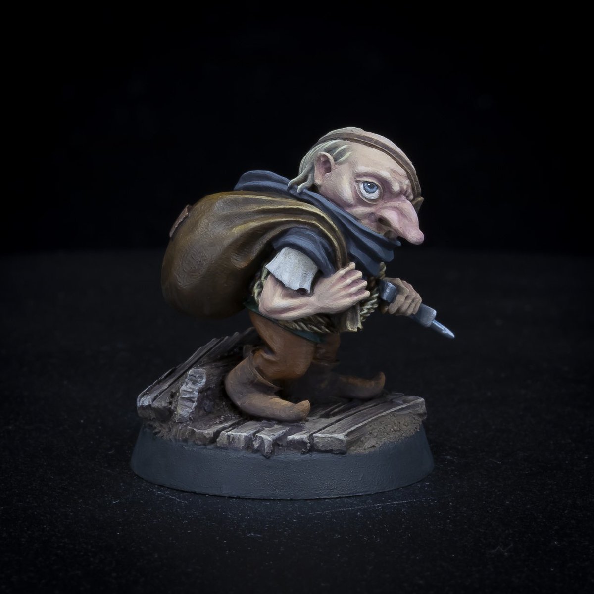 themightybrush's tweet photo. Here’s Maggot the Burglar! The second Spriggan I painted from @monkstoneminiatures

Once again, mainly @scale75 and @andreaminiworld paints for this.

#maggot #maggottheburglar #spriggan #monkstone #monkstoneminiatures #folklore #fantasy #miniature #miniaturepainting https://t.co/7SjvfX6IaD