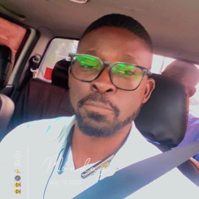 s_squaresakyi's tweet photo. #NewProfilePic https://t.co/BjLWsomsJt