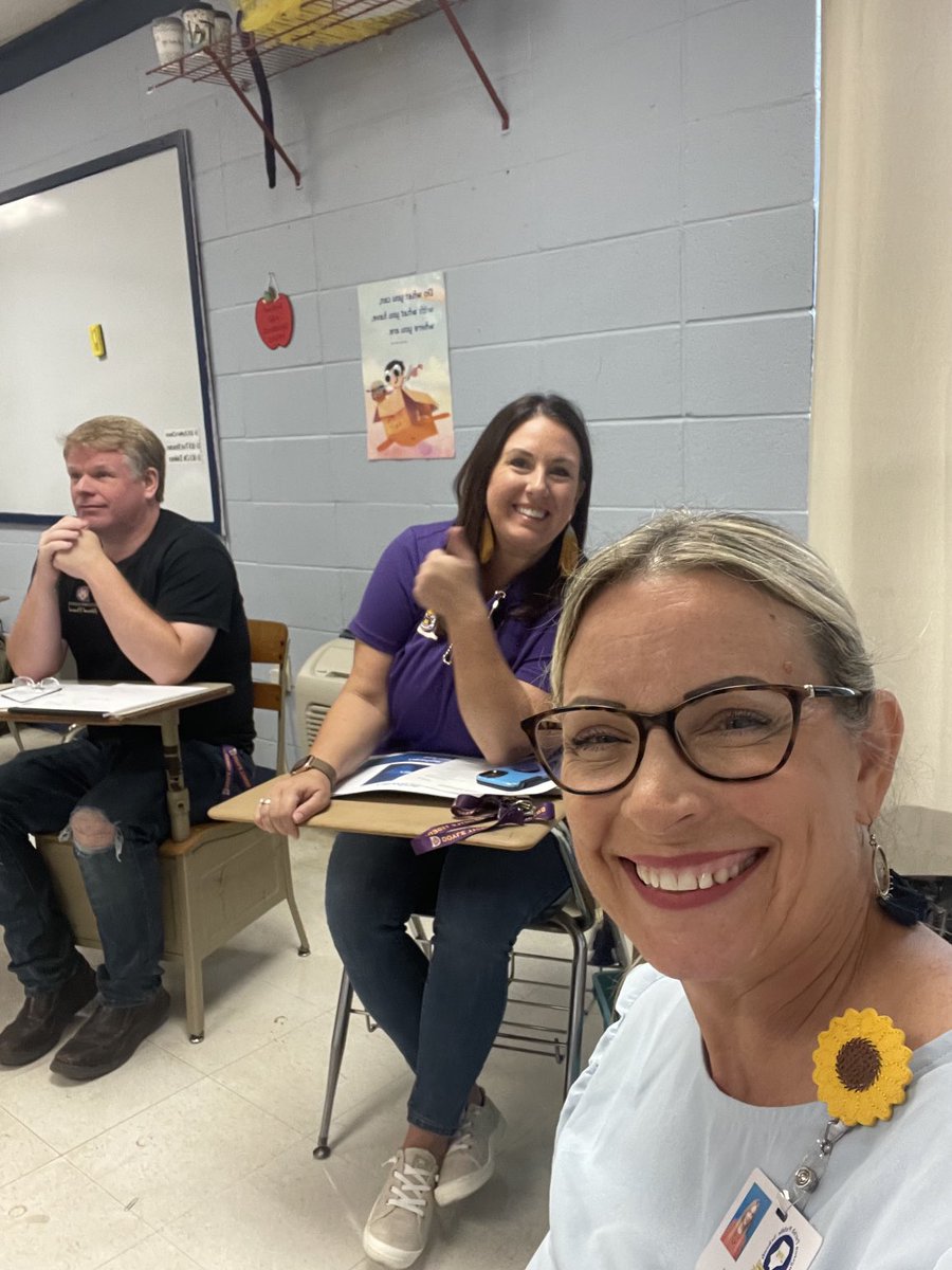 JolieG1's tweet photo. ⁦Today was the 1st day of #TeacherProfessionalDevelopment for #LPPS. @A_Robinson_MEd⁩ &amp; I had the pleasure of training teachers ⁦@DoyleHighTigers⁩ this morning about #NewlineBasics. ⁦@LPPS_EdTech⁩ ⁦@tech_parish⁩ ⁦@Livingston_PPS⁩ https://t.co/D6XIV9itas