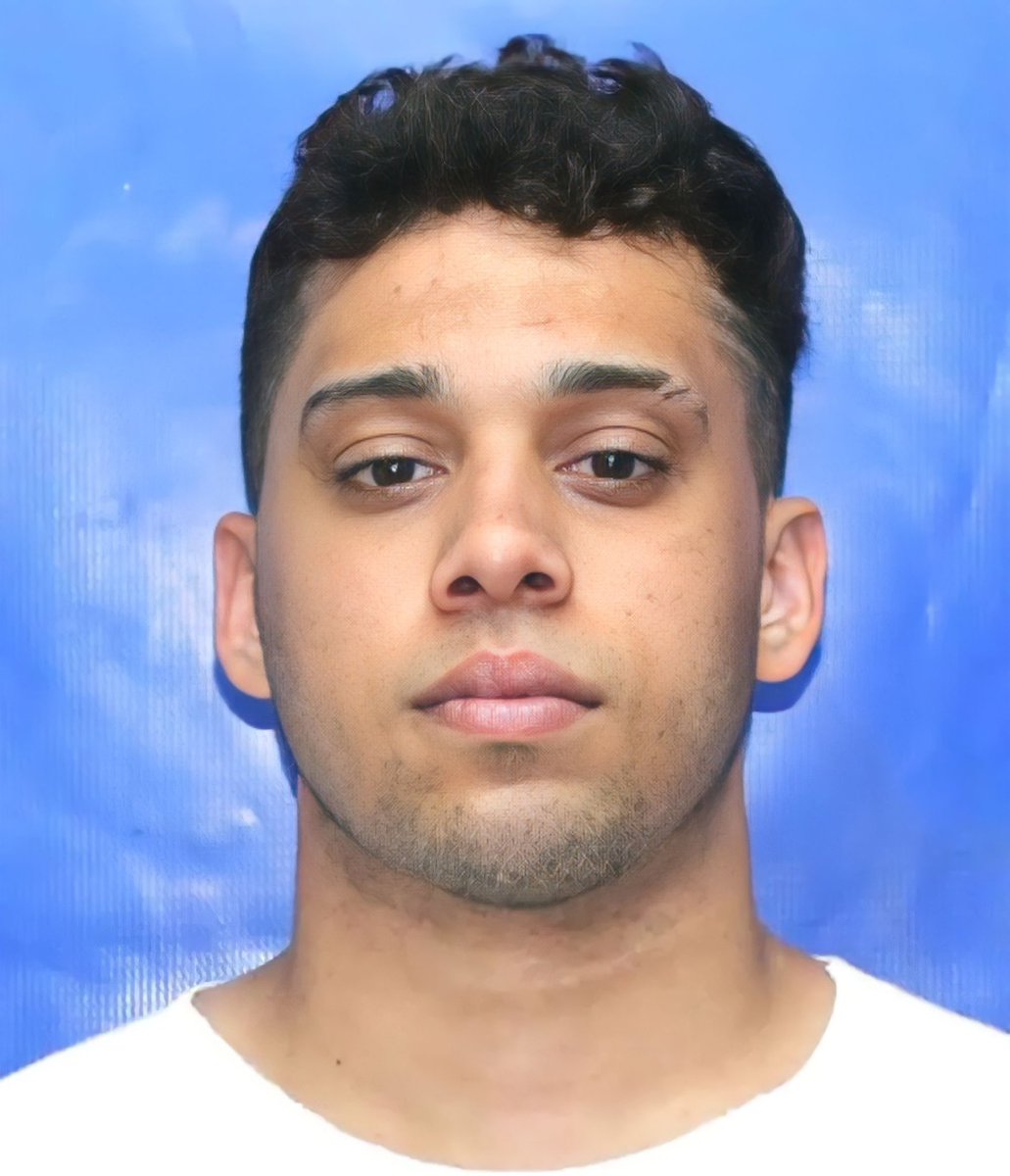 choquei's tweet photo. 🚨GRAVE: Preso acusado de estupro, o ex-vereador Gabriel Monteiro se casou hoje no presídio de Bangu, no Rio de Janeiro. https://t.co/1SBtDXrSUy