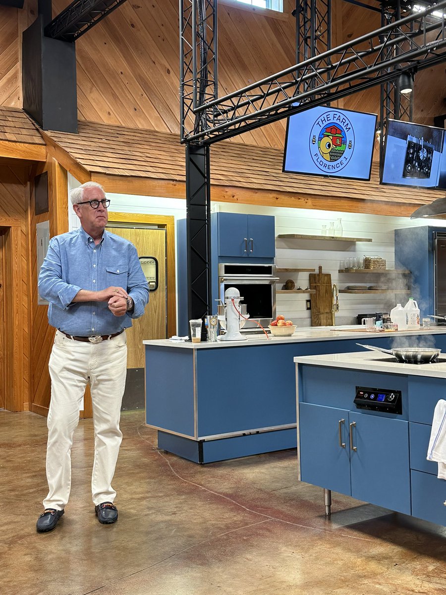 Mindy Taylor tweet media