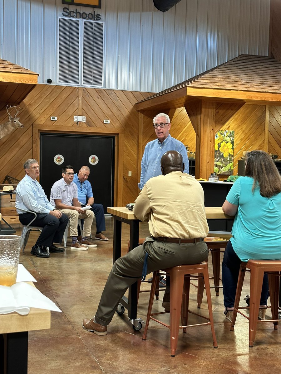 Mindy Taylor tweet media