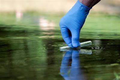 What happens when antibiotics enter our surface waters? Join our webinar tomorrow 9th Aug 7pm to find out about the ecological damage, and resistance development in environmental bacteria due to this global human health risk👉tinyurl.com/zxfx6thn