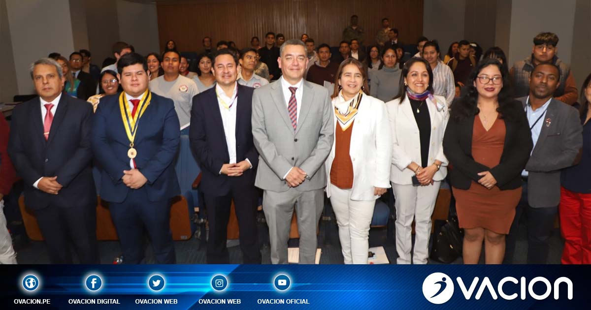 ovacionweb's tweet photo. Minedu, Minsa y MML inauguraron la "Semana de las Juventudes" https://t.co/h8GbYrVj9r https://t.co/BCF04xIGEW