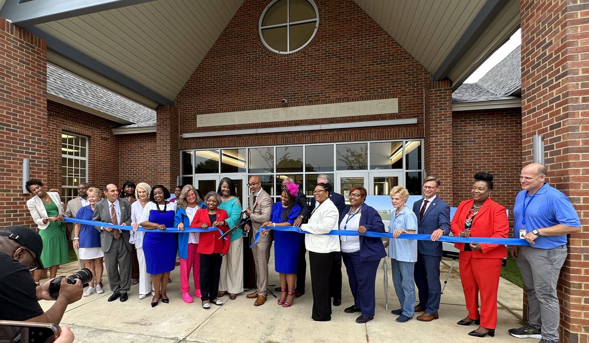 Eric Mackey tweet media