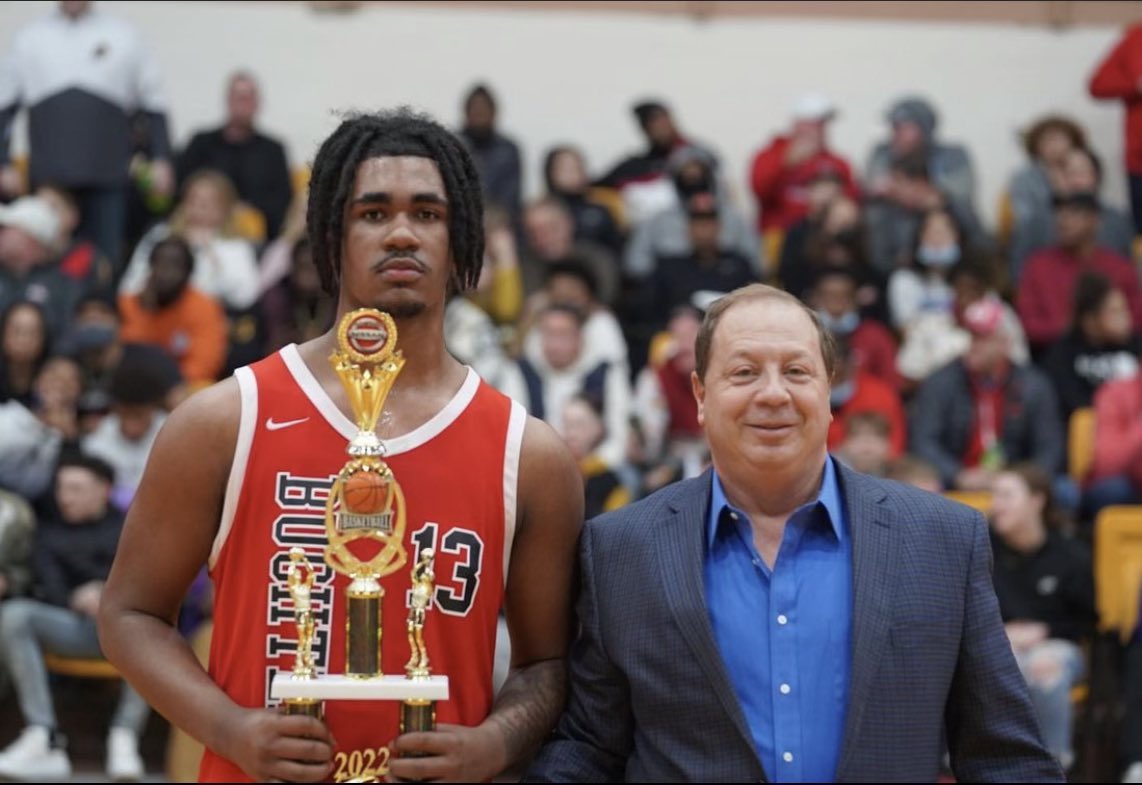 AkronBuchtelBK's tweet photo. 🚨ALERT‼️🚨 CONGRATS TO 2023 (ELITE-SWINGMAN) CHRISTIAN HARMON @chr13tiann ON SIGNING TO GULF COAST STATE COLLEGE 🏀🏖️💯‼️ A POUR D1 TALENT & LOOKING FORWARD TO YOU ON THE BIG STAGE SOON‼️ #TrustTheProcess #1040GRIFFS #StriveForGREATNESS🚀 @NEOZoneHS https://t.co/FvCXWnR1rJ