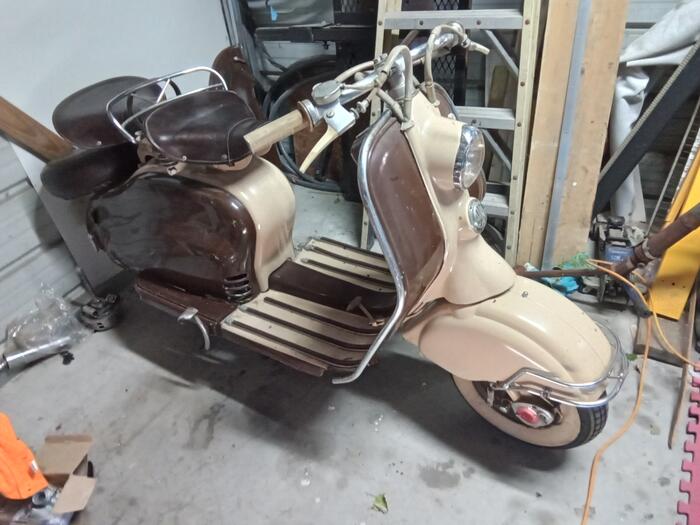 2StrokeSmoke's tweet photo. Mike's 1955 Lambretta LD 150 Mk2 - TSS Registry #AutoShrine https://t.co/gAhKC2Xozw https://t.co/K7p1vogwHb