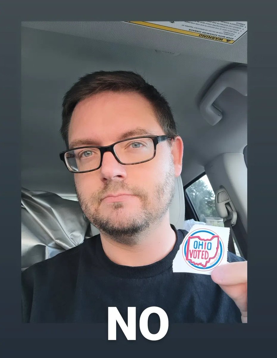 Michael DeSanto (@badatomstudios) on Twitter photo 