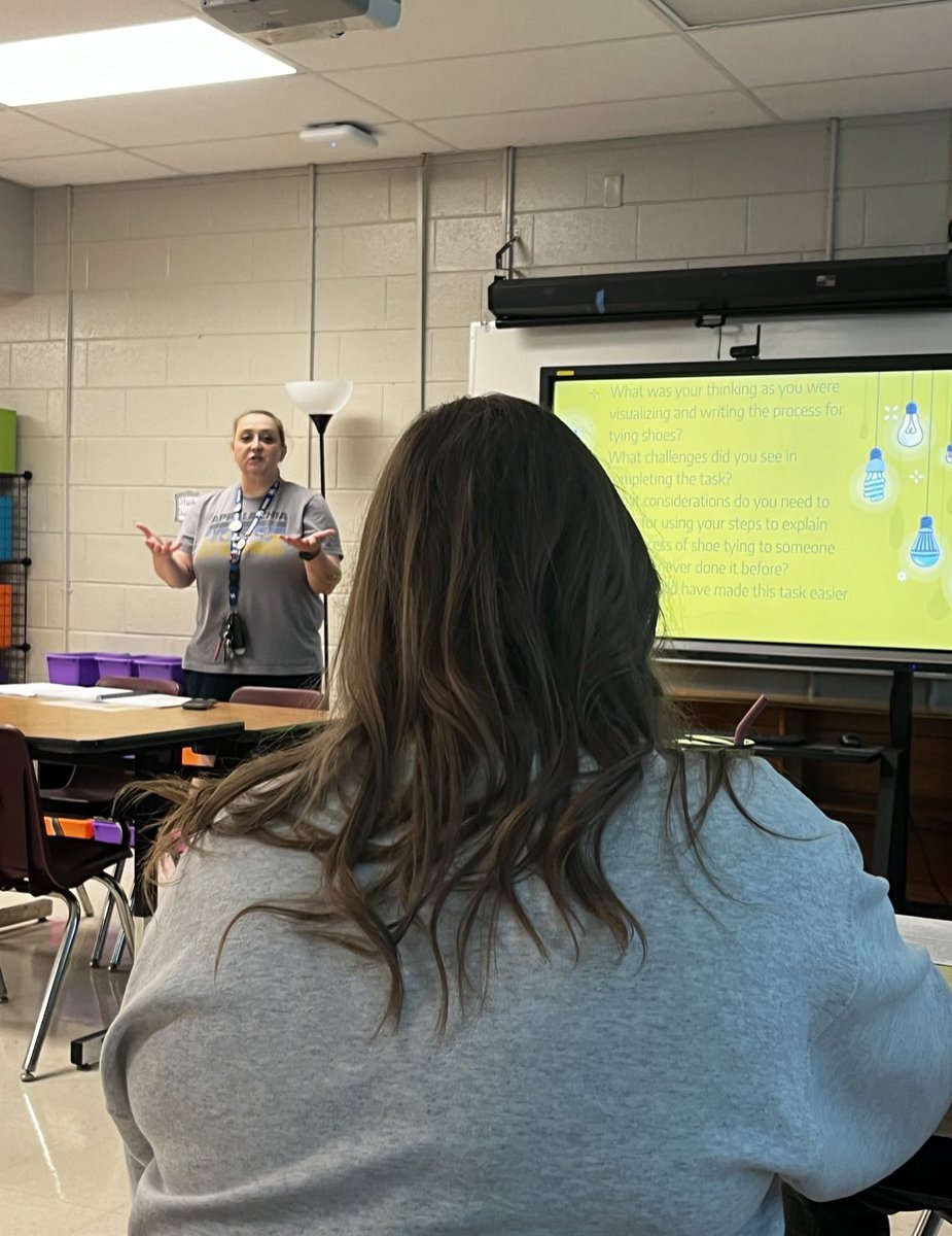 LTMS_PrincipalJ's tweet image. Incredible day of professional learning! This #LTMS Blackcat team is #ALLin 💛🖤@FCPSKY @chief_officers @DrLiggins