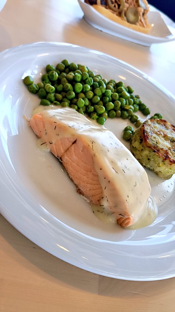 QHP_OFICIAL's tweet photo. Escoge tu menú favorito en @mx_ikea y disfruta de todo lo que no sabías que necesitabas #Puebla #Food #foodlovers #QHP https://t.co/TgIVnSA1su
