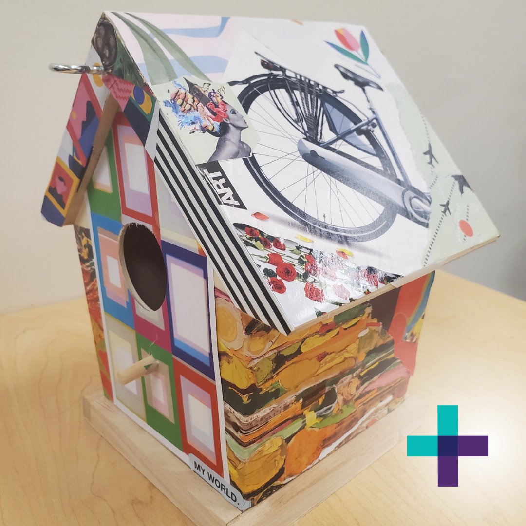 olp_plo_canada's tweet photo. Check out these awesome birdhouses made by the #ExploreProgram 700 class at @UBC! Aren't they beautiful? 😍
----------
Découvrez ces superbes nichoirs fabriqués par la classe #Explore 700 à #UBC! Magnifique n'est-ce pas? 😍 https://t.co/uTZDE2daue